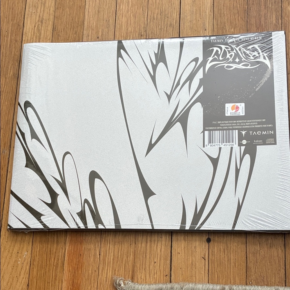 Taemin Eternal Sealed Album SHINee Kpop Photobook CD KOMCA Official New